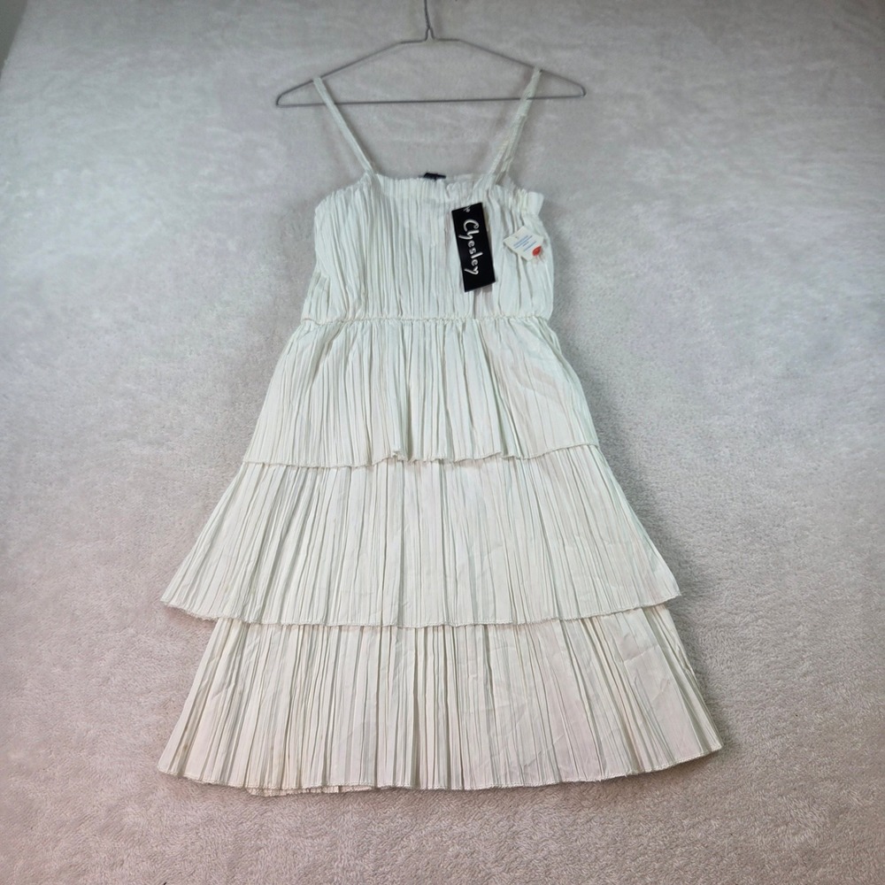 Chesley Wht Tiered Pleated Mini Dress NWT Smocked Waist Spaghetti Strap Dress